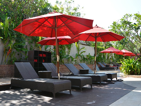 太陽傘傘骨斷了怎樣維修